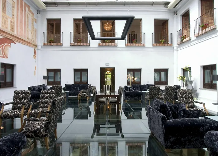 מלון Hospes Palacio Del Bailio, A Member Of Design
